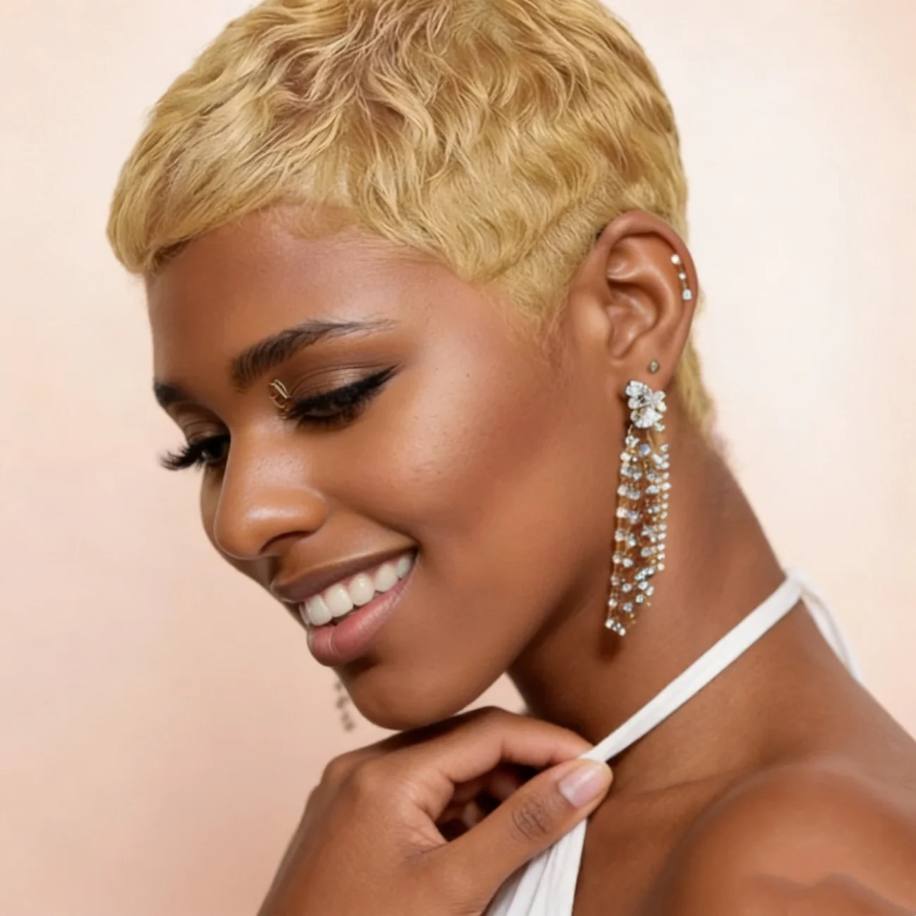 

Короткие парики из натуральных волос с челкой, цвет 27 медово-блонд, легкие, машинной работы