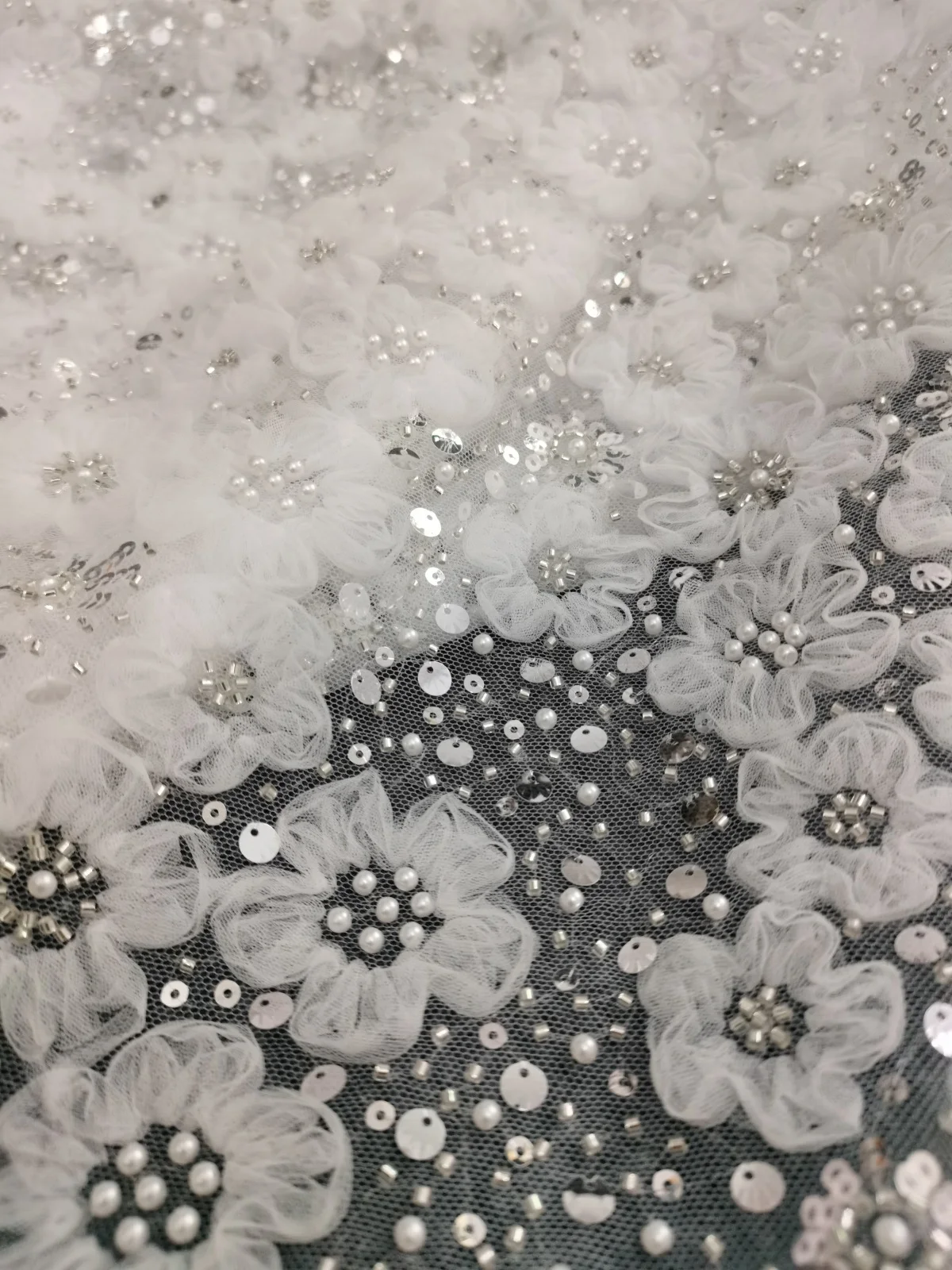 1Yard 3D Flowers Beaded Pearls Mesh Lace Fabric Pan Flower Lace Ivory White Wedding Dress Fabric NEW