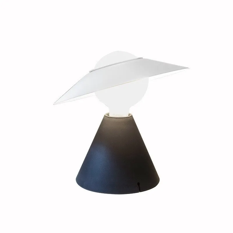 

Modern children's room table lamp Internet celebrity bedroom bedside study lamp living room model room