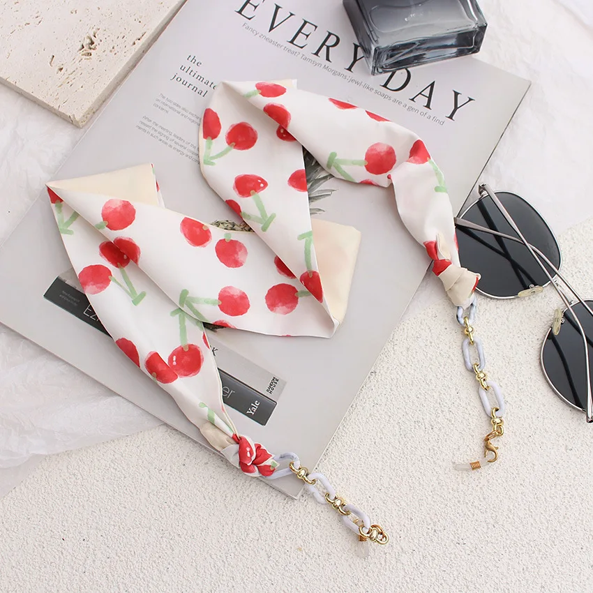 

Retro Silk Glasses Mask Chain Multi-Purpose Anti-Lost Necklace Fashionable Scarf Accessory for Women Men Cadena de gafas