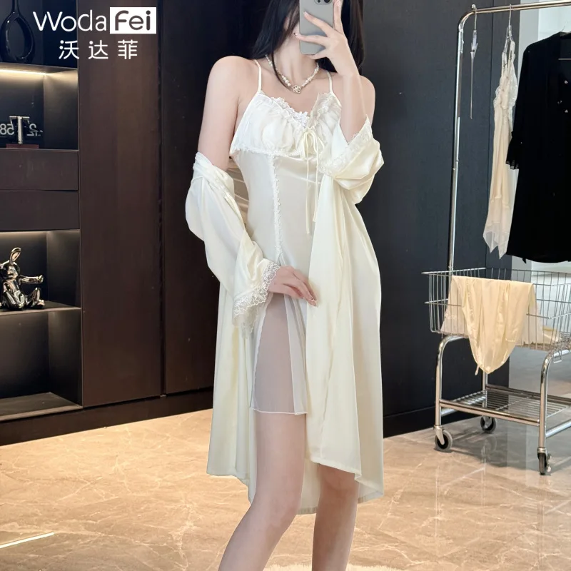 Ice silk hanging skirt nightgown with chest pad, new lace delicate and skin-friendly thin loungewear