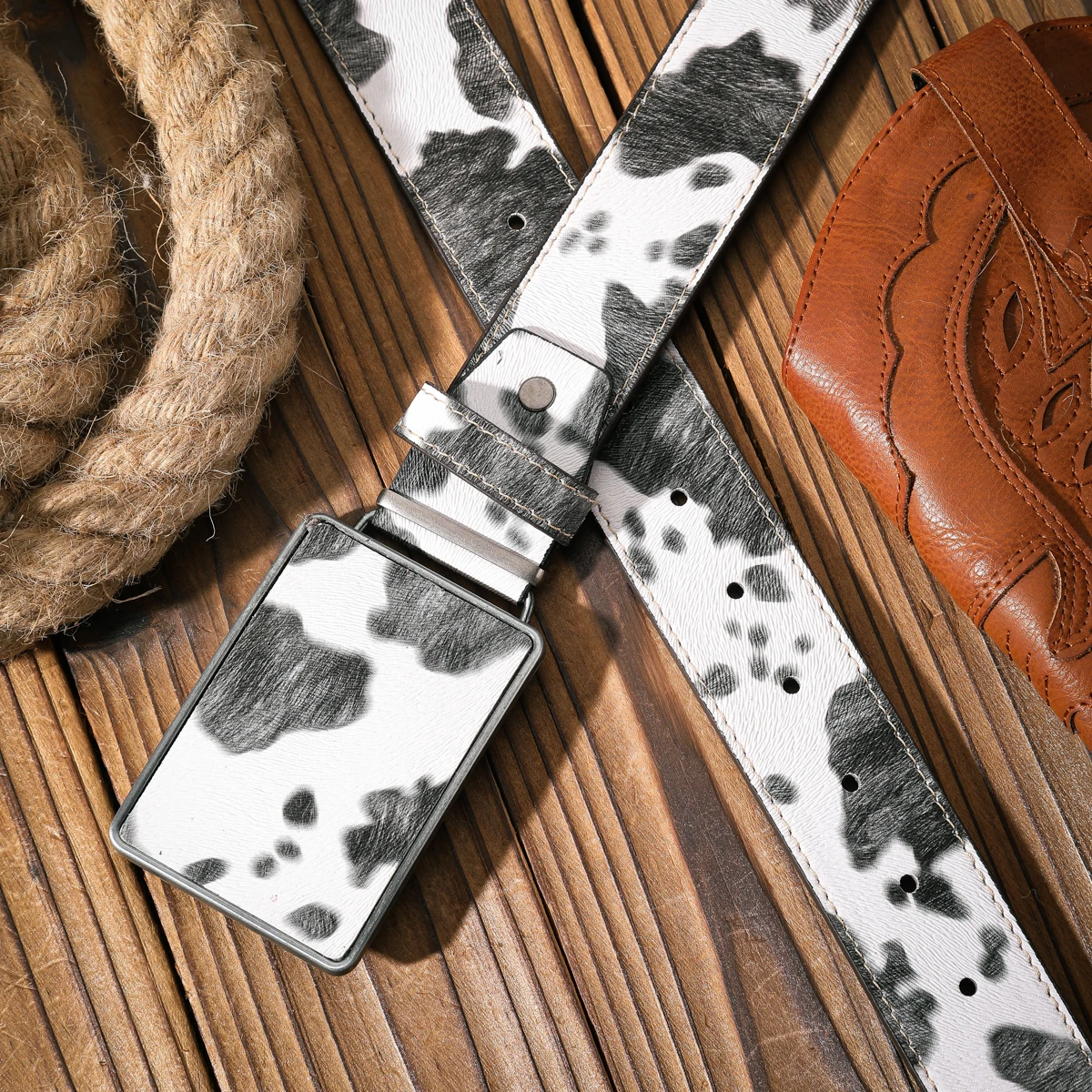 Ein lässiger und retroer Gürtel, ein Taillenaccessoire für Kleidung im Western-Stil, Metallschnalle, PU-Gürtel, geeignet für Männer und Frauen. – Detail 10