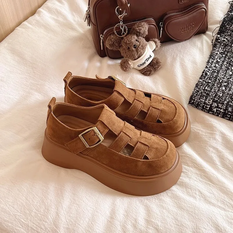 

Hollow Breathable Bun Head Sandals Women's Wear 2026 Summer New Fashion Two Wear Thick Soled Beach Sandals Women's Shoes