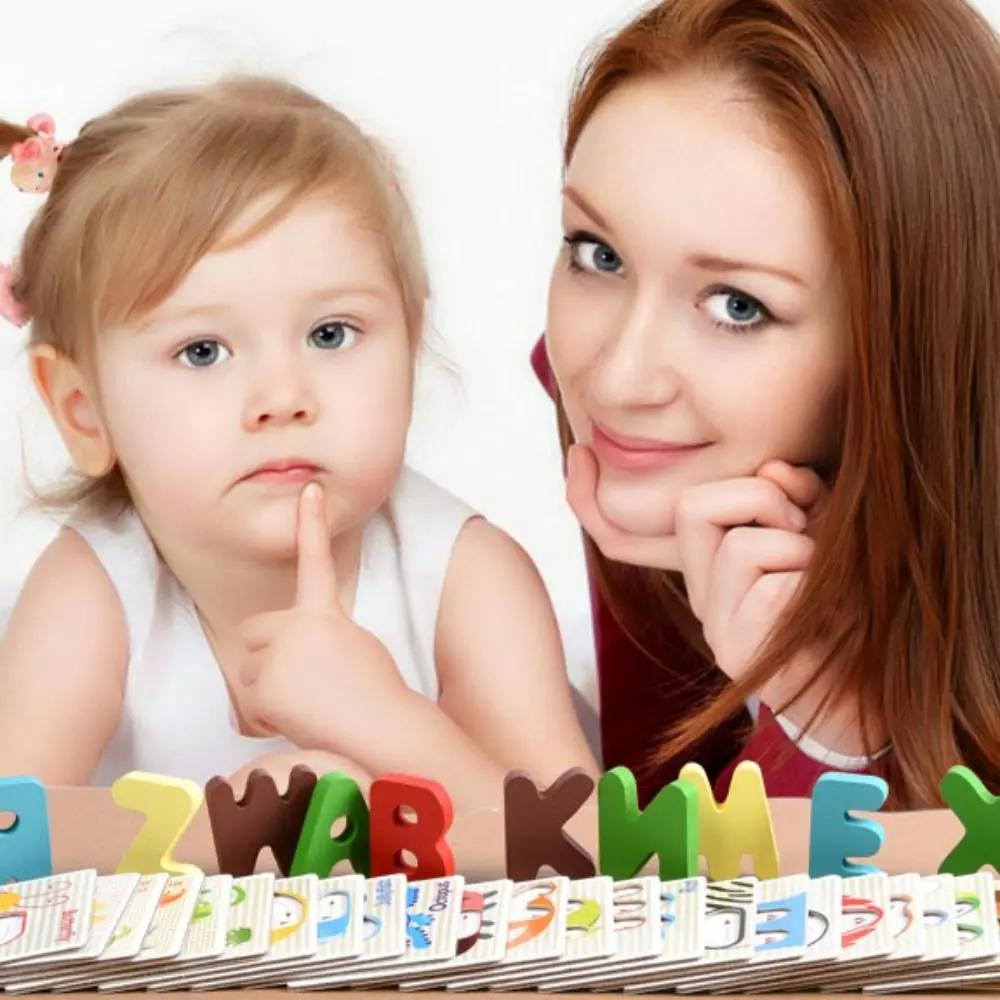 26 lettere inglesi Lettera in legno colorata Flashcard Modello fronte-retro Gioco di puzzle con alfabeto inglese Gioco IQ portatile