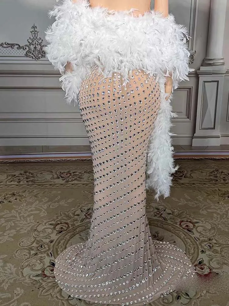 High Quality Rhinestone Sexy Neck Hanging Elastic Dress+Feather Shawl 2025 New Fashionable Custom Women'S Clothing