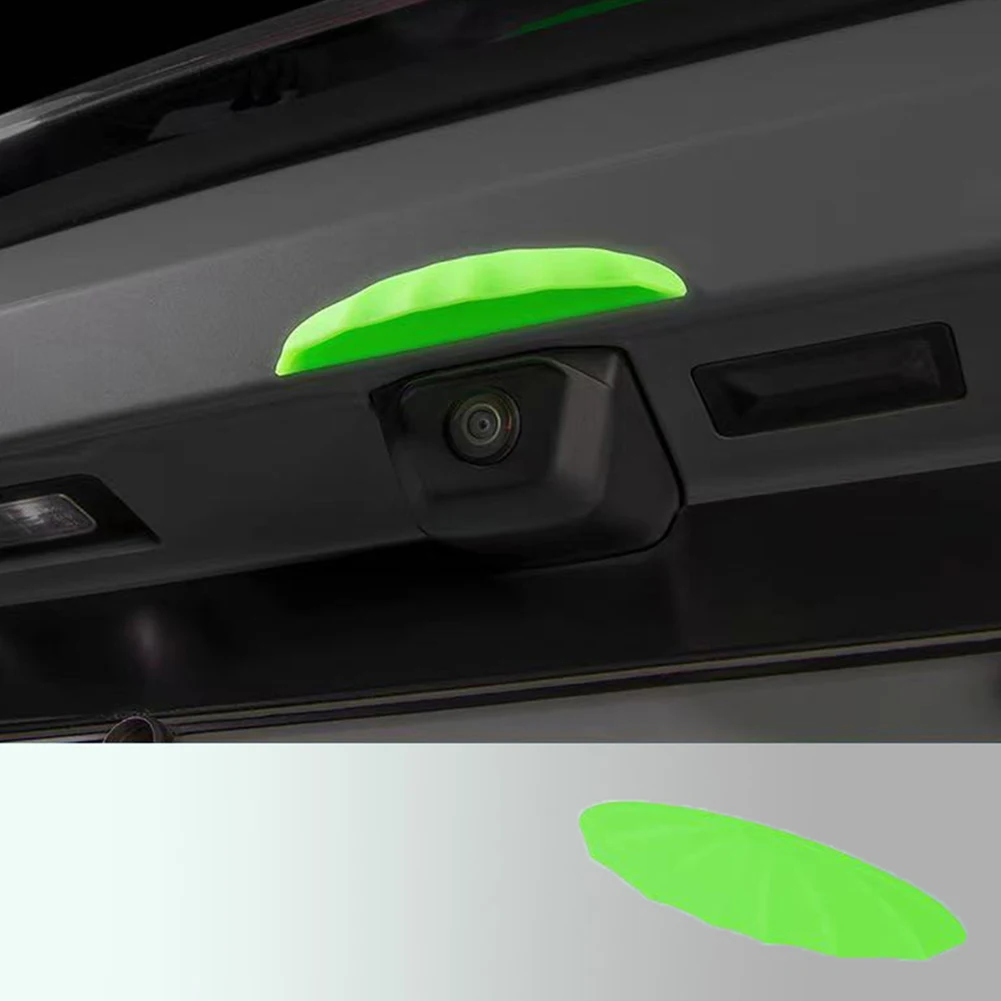 Rear Camera Rain Cover for Cars Featuring Condensation Control and Drainage Design for Uninterrupted Rear Camera Use