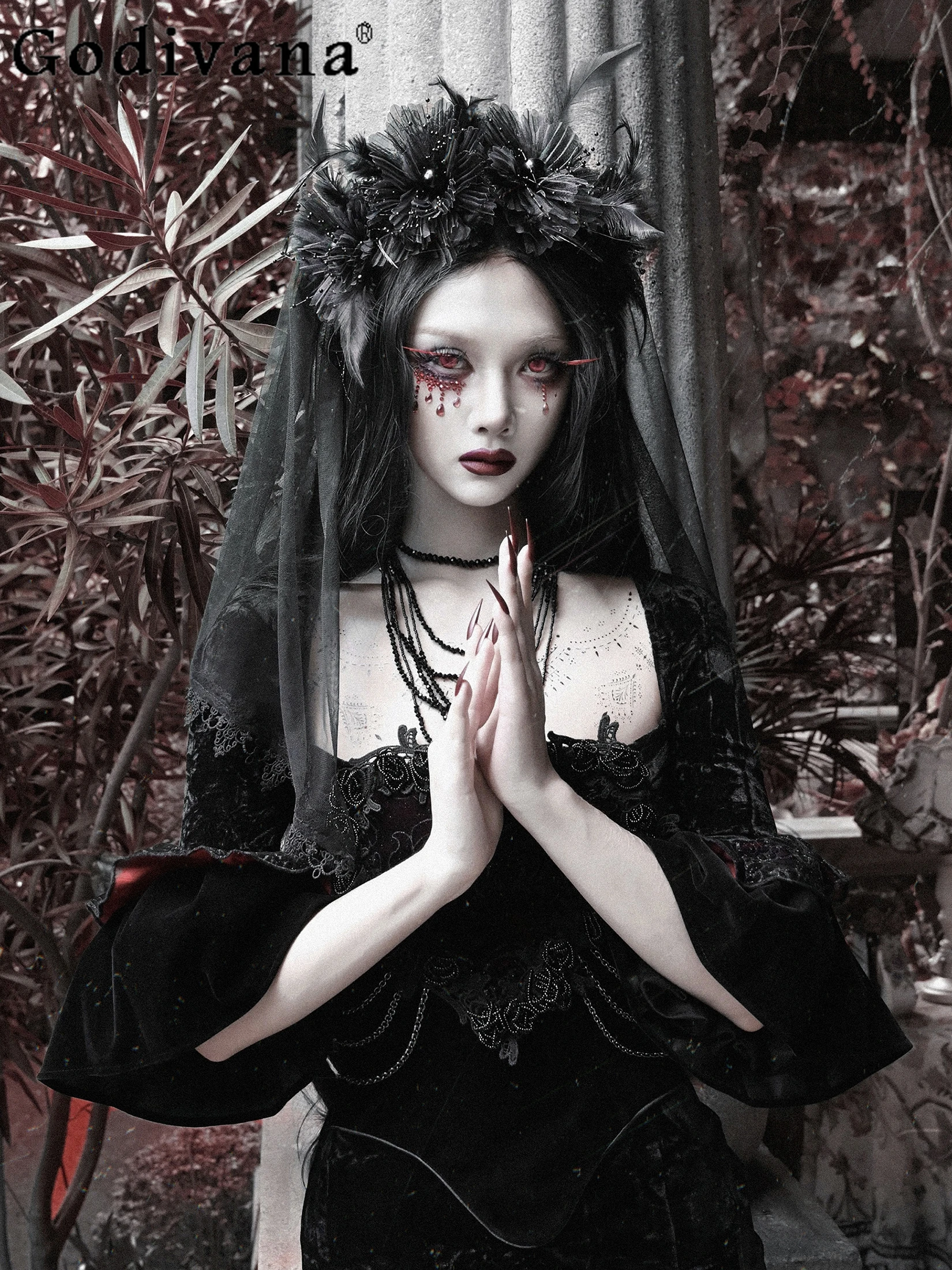 

Halloween Christmas Lolita Cos Lace Veil 2025 New Women's Feather Beaded Heavy Industry Craft Veil New Headwear