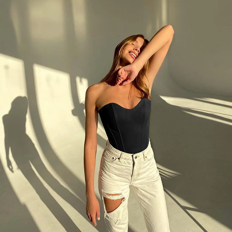 Top a tubo da donna sexy Camis Solid senza maniche Slim Corsetto attillato Top corto Estate Casual Elegante gilet senza spalline a lisca di pesce femminile