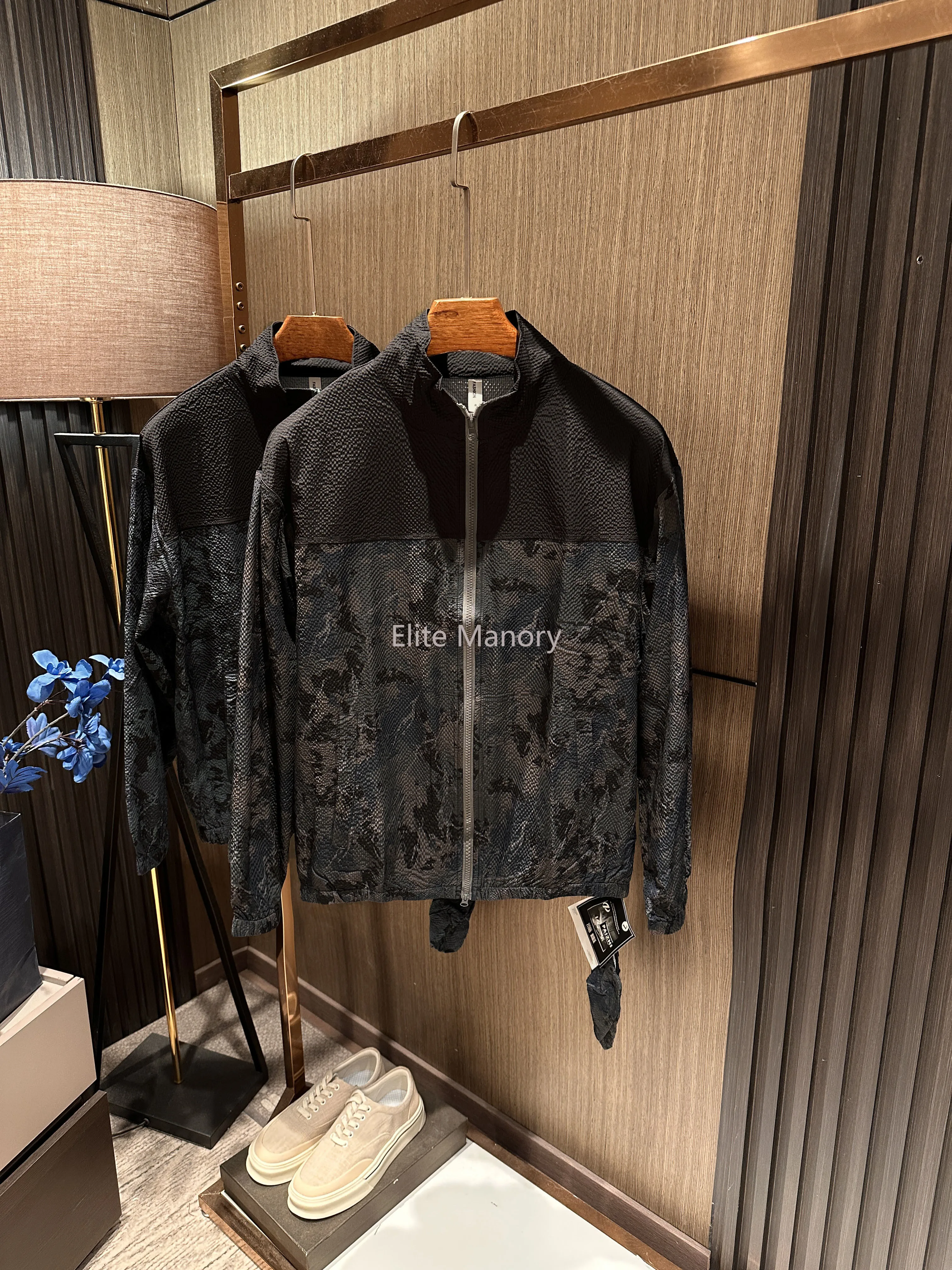 [Original yarn sunscreen, camouflage contrasting colors] Summer new men's trendy splicing stand-up collar sports and leisure sun