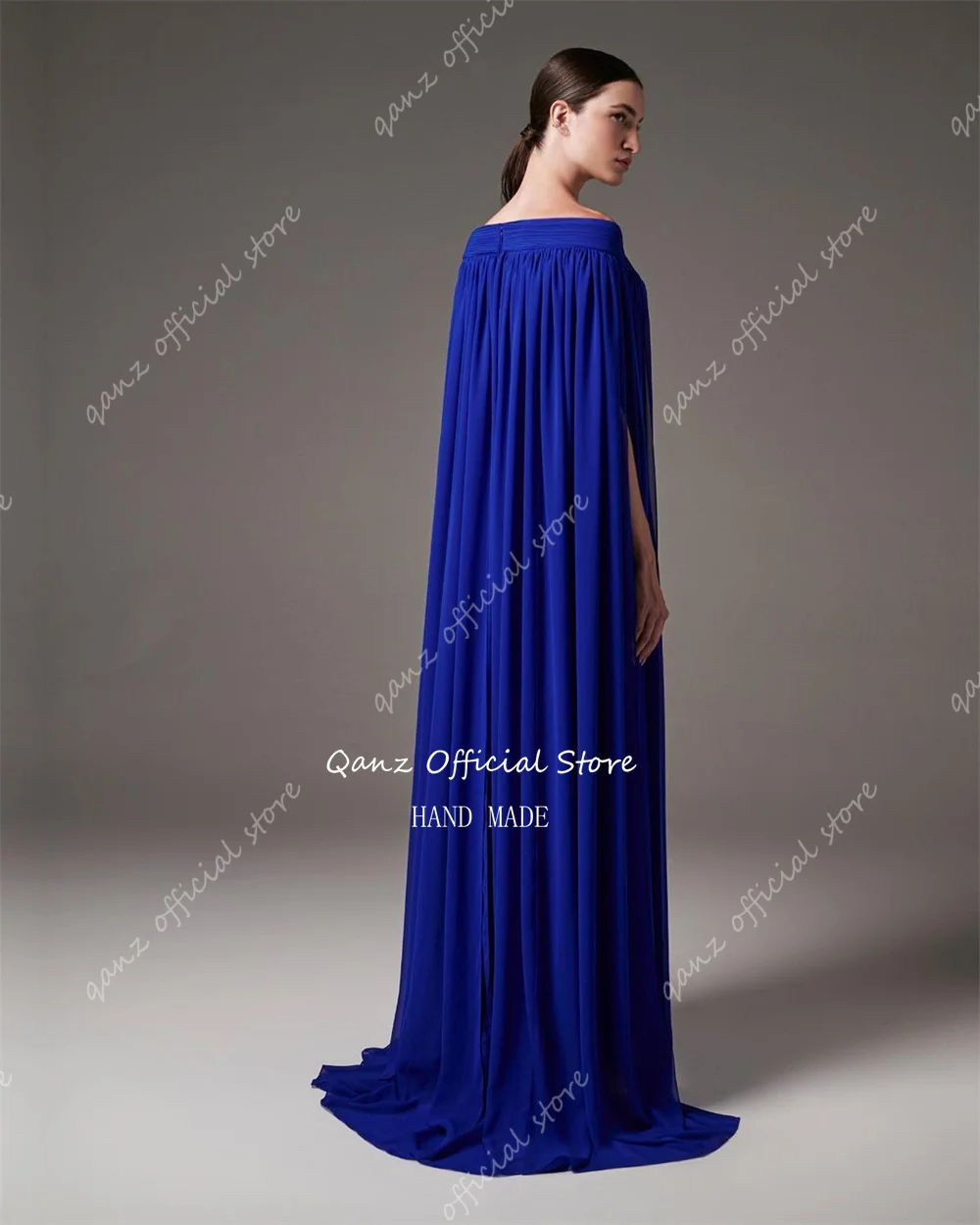 Qanz Abiti da sera eleganti Royal Blue Chiffon Maniche a mantella Abiti da cerimonia formale Una linea Robe De Soiree Femmes Personalizzato