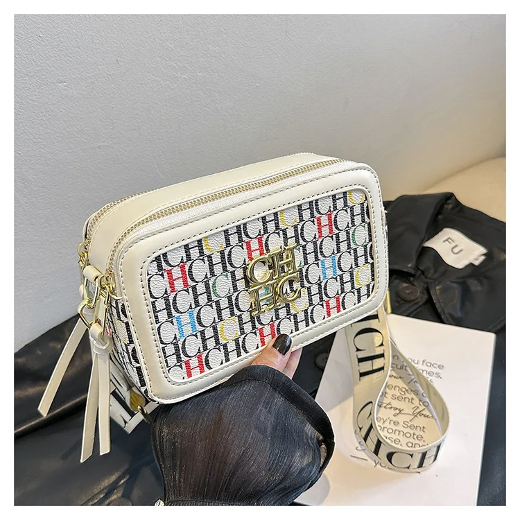 CH New Camera Bag Fashion Printed Small Square Bag Texture Wide Shoulder Strap Crossbody Bag Women's Versatile Contrast Color