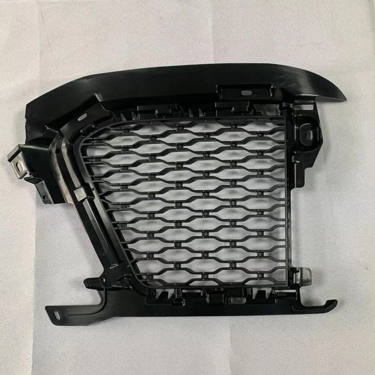 

Suitable for Land Rover 2018 Sport Front Bar Fog Light Grille L LR099301