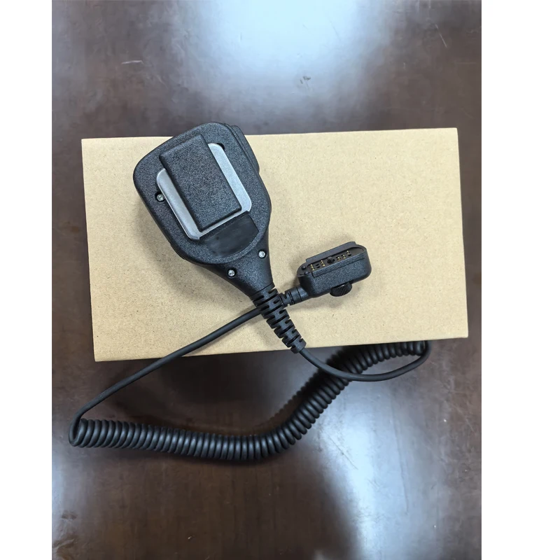 Compatible with the third generation of Weide AK815 and AK810 hand microphones, voice microphones and shoulder microphones