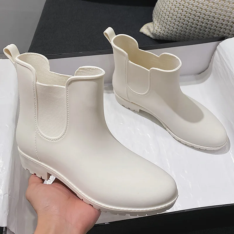 

2025 New Women's Short Rain Boot Galoshes Warm Fleece Cotton Sleeve Water Shoes Women's Fashion Adult Non-slip Rubber Shoes