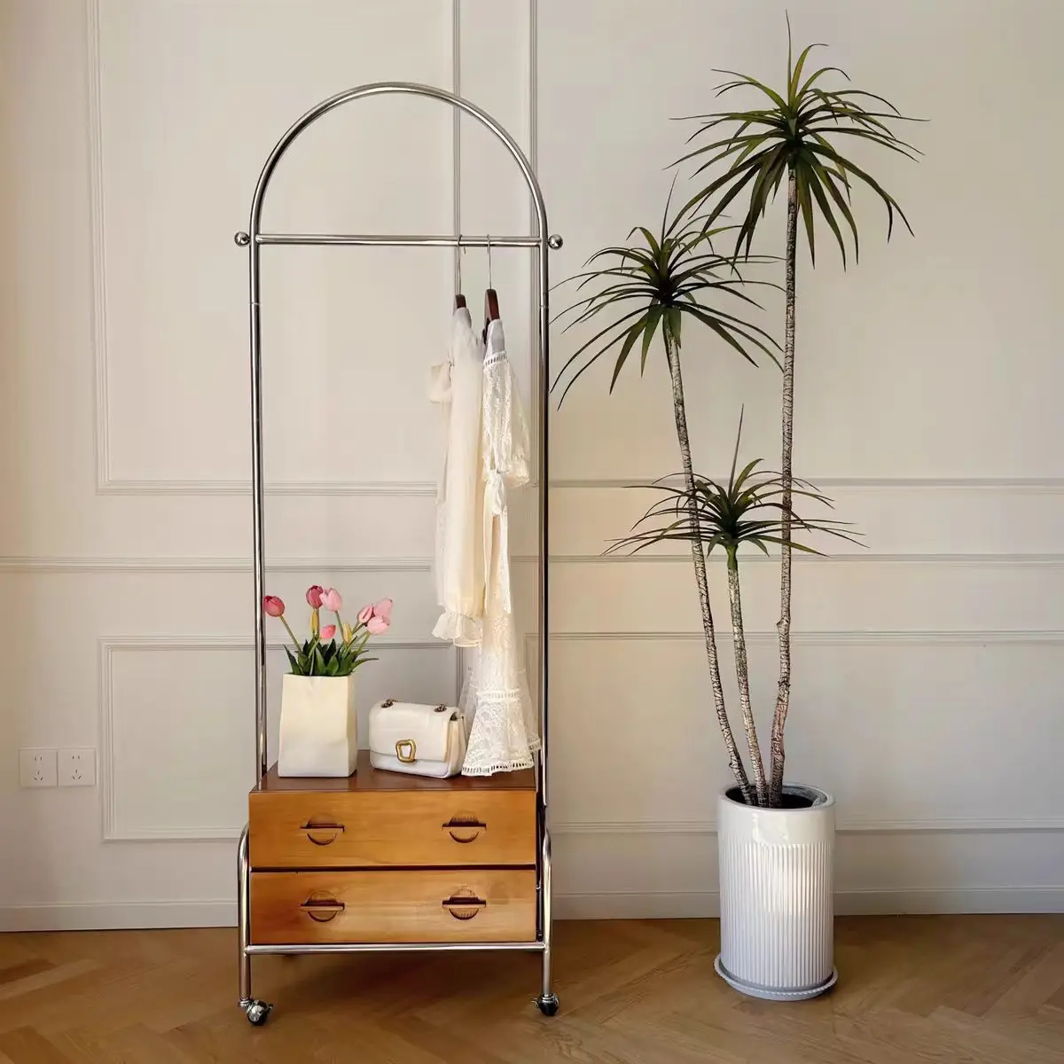 

Medieval solid wood floor hanger mobile multi-functional hanger household stainless steel coat rack clothes rack storage