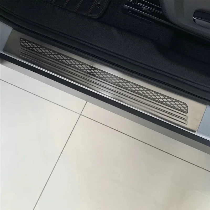 

WELKINRY For Mitsubishi Outlander GM/GN 4th Gen 2022-2026 Outer Car Doorsill Threshold Welcoming Scuff Guard Foot Pedal Trim