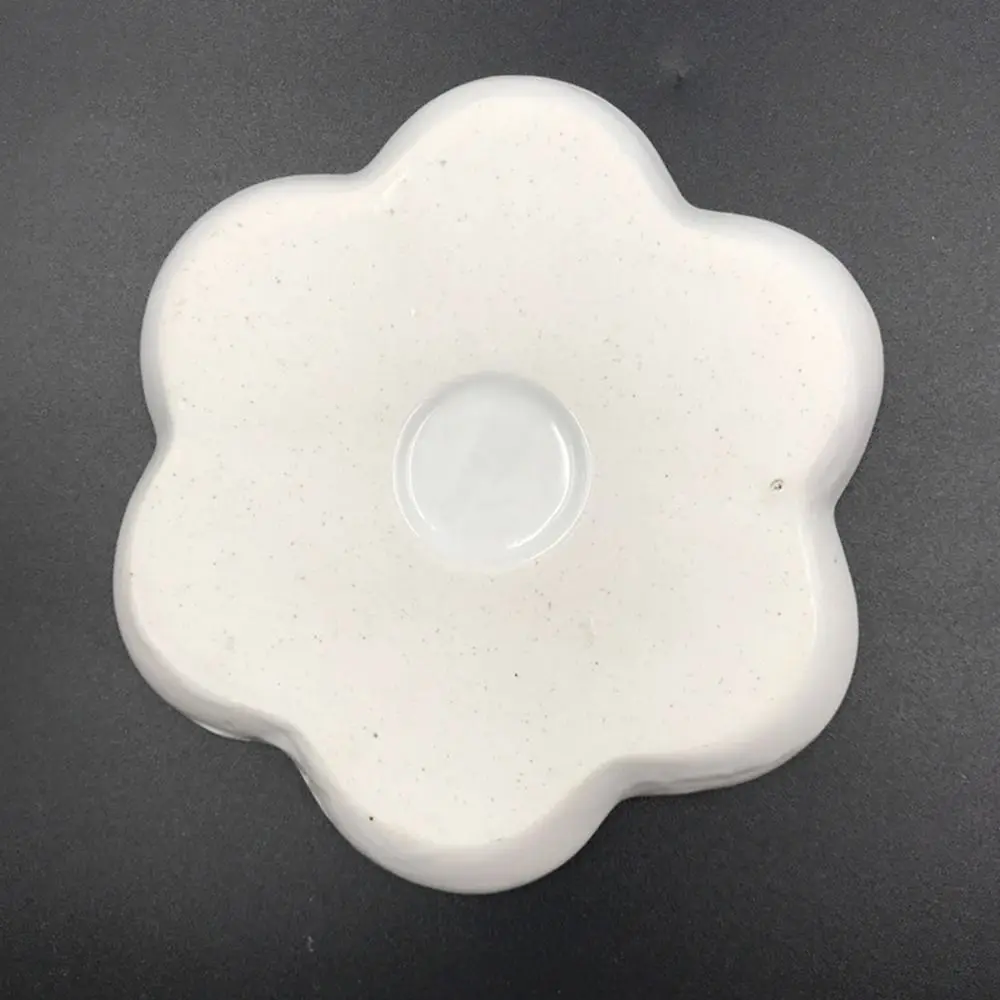 Ceramic Paint Palette Tray 6/7 Grid Portable Plum Blossom Paint Plate Flower Shaped Durable Mixing Colour Tray Watercolor Dish