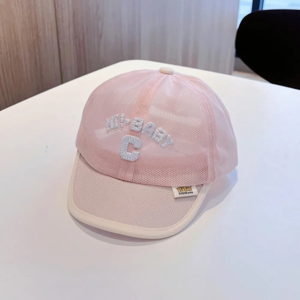 シンプルな韓国ベビー野球帽夏の文字 C 子供ひさし帽子メッシュ刺繍スポーツ Visot キャップ子供