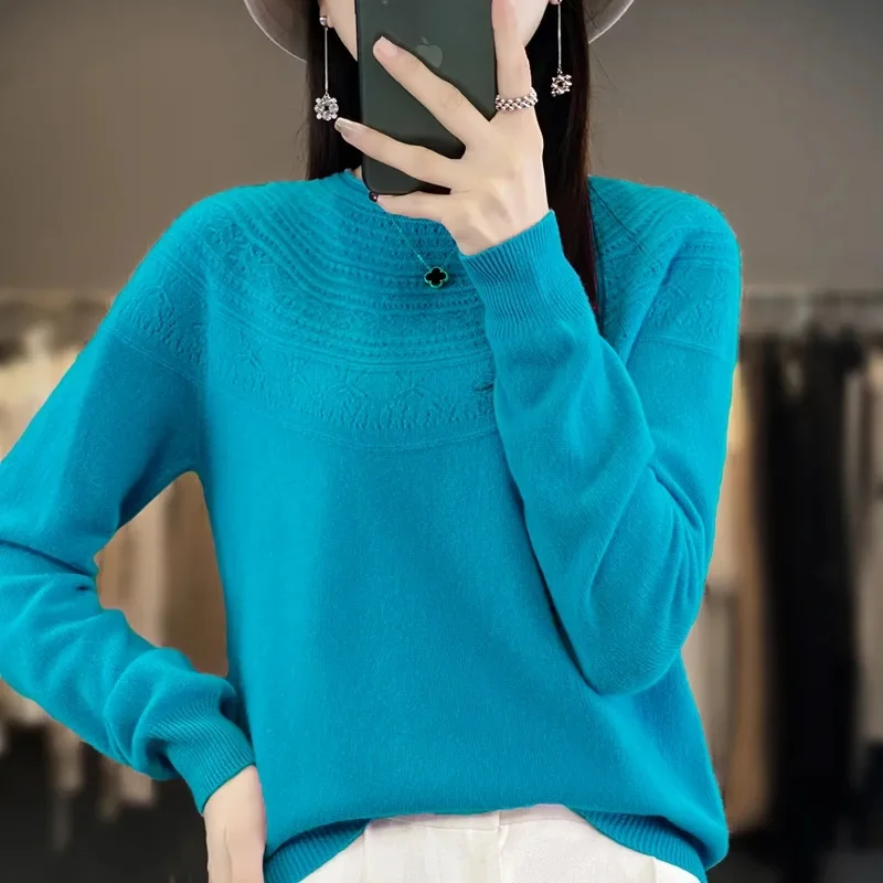 100% Merino Wool Knitted Sweater Autumn/Winter 2025 New Women's Round Neck Hollow Top Pullover Versatile Coat