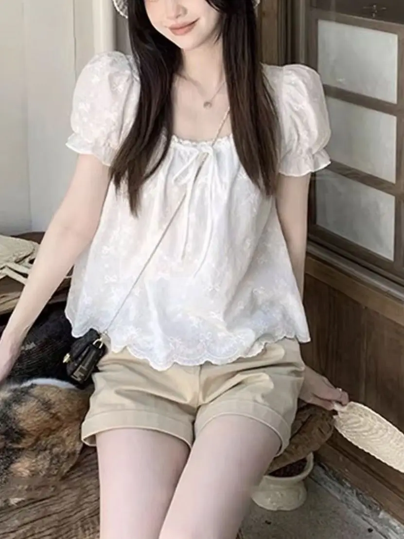 French Style Lace Trim Bubble Sleeve Slimming Shirt Women's Summer Thin Casual round Neck Short Sleeve  Color Top