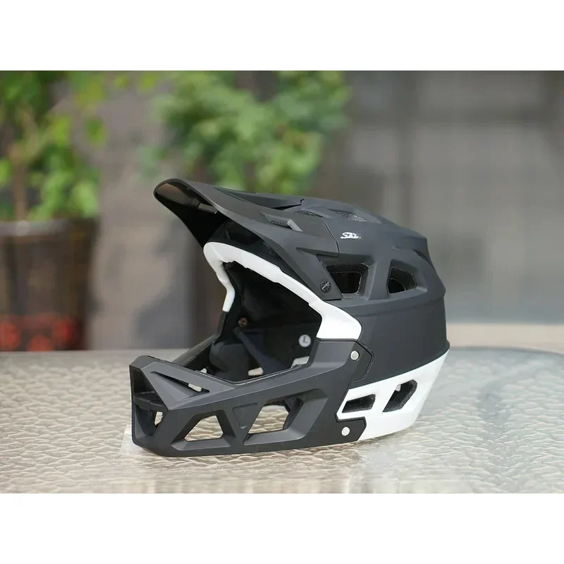 

Scorpio Mountain Bike Full Riding Helmet-Country Forest Motorcycle Children DH Downhill Light AM