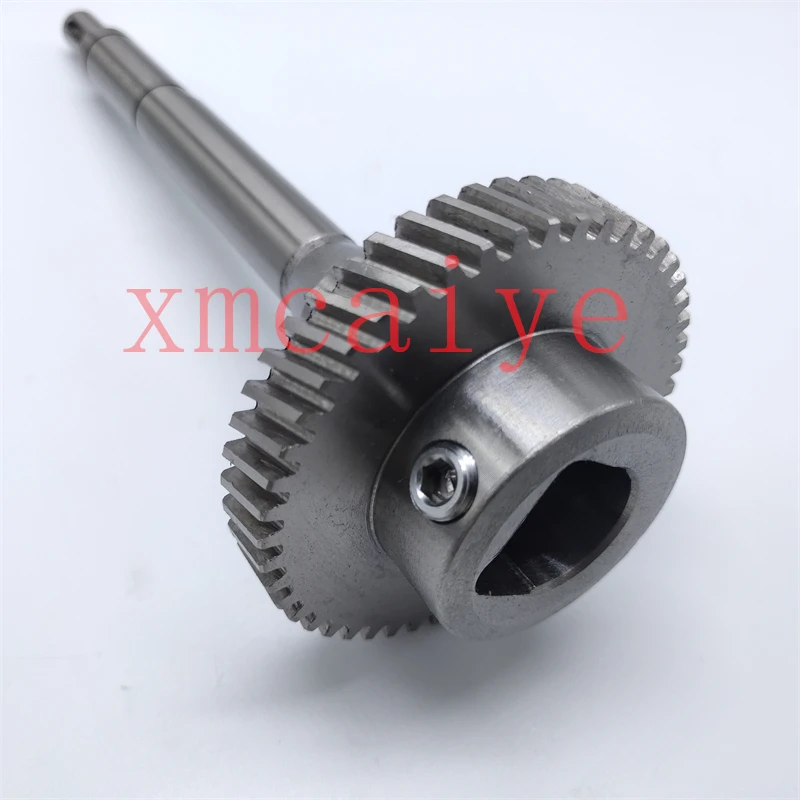 L2.030.409 Drive Gear Shaft For CD74 XL75 Water Roller Gear L2.030.409/06 Shaft Bearing Bolt Printing Machine Parts