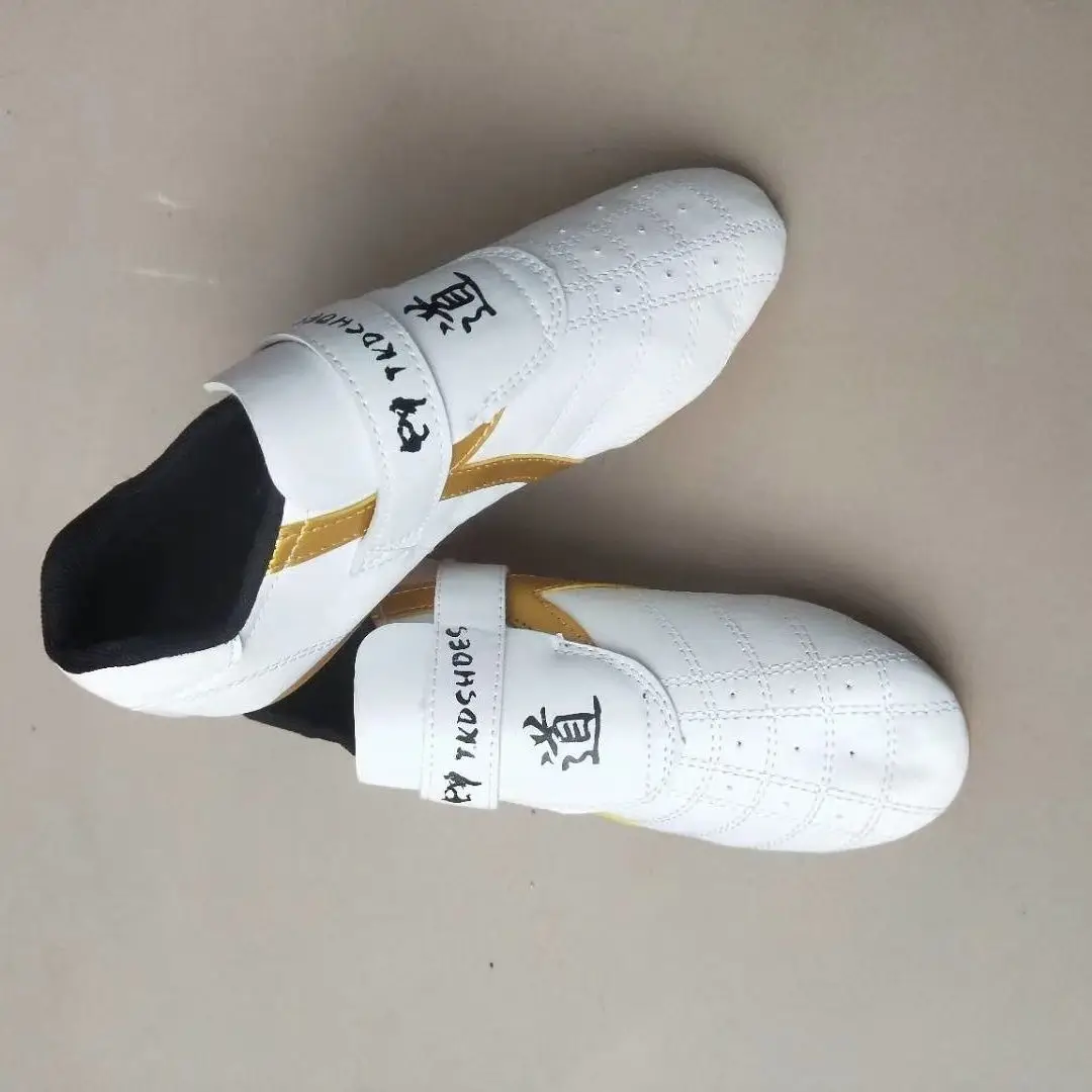 

2025 New Taekwondo Shoes for Beginners Breathable Soft Sole Non-Slip Wear-Resistant Rubber Sole Unisex Training Martial Arts