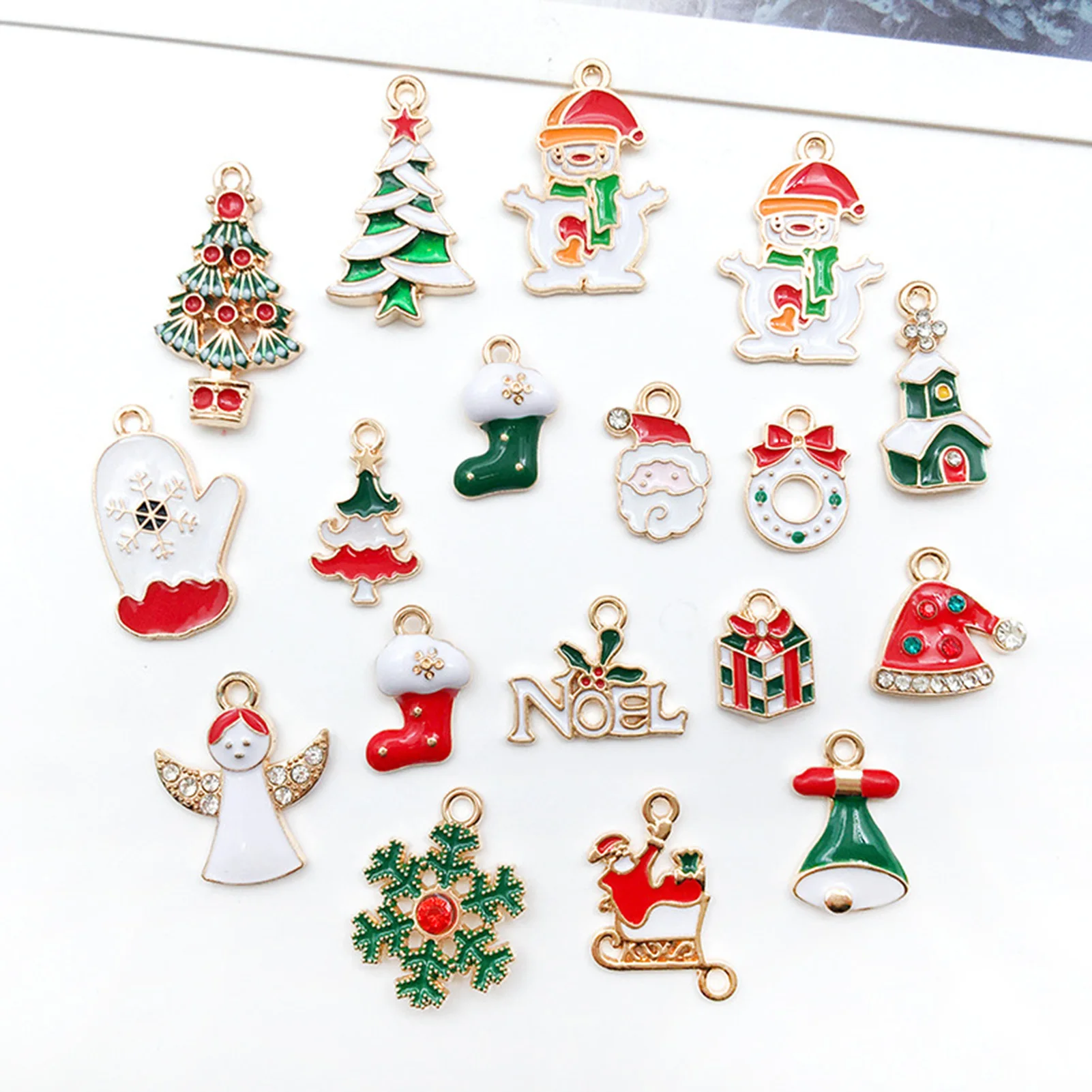 Christmas Drop Oil Charms Holiday Festival Charms Skin-friendly Material for DIY Handicraft Supplies