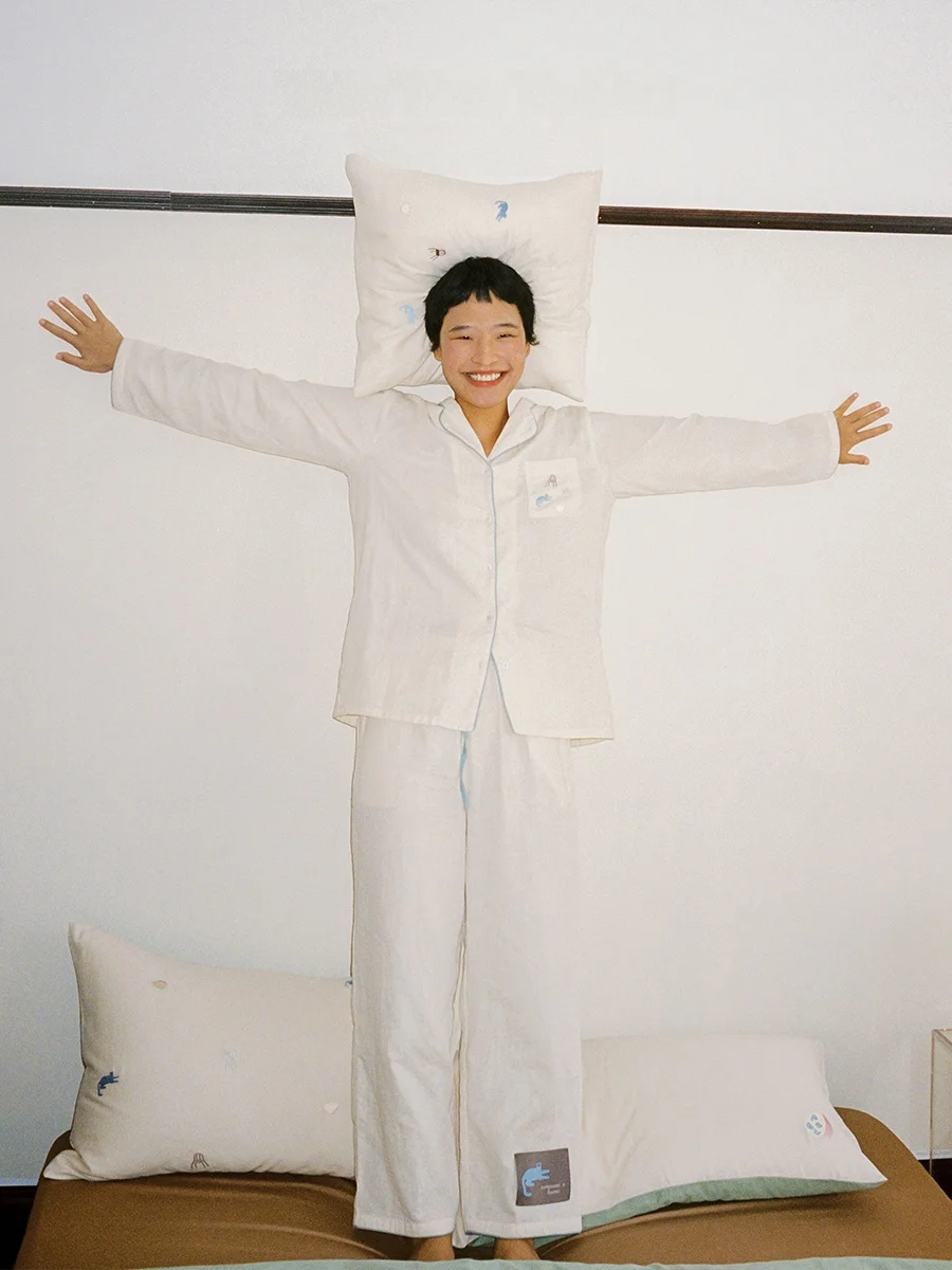 

Домашняя одежда из чистого хлопка с длинными рукавами для пар, двухслойная, с вышивкой, удобная, дышащая, всесезонная верхняя одежда