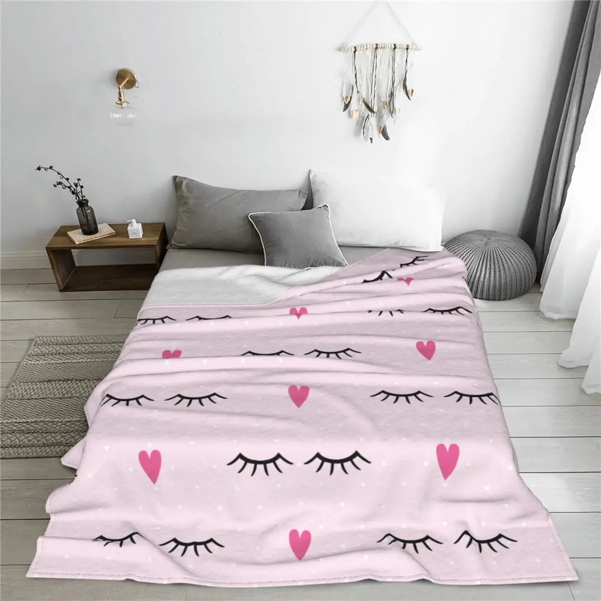 Cute Closed Eyes Plush Blanket Cartoon Beauty Eyelash Funny Throw Blanket for Home Hotel Sofa 125*100cm
