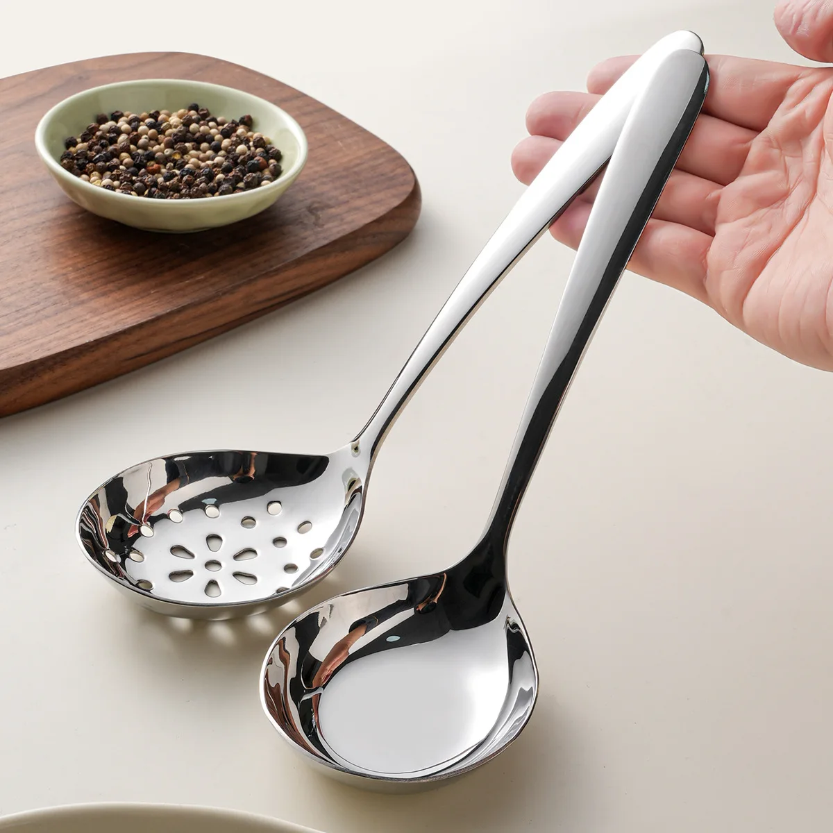 

2PCS 304 stainless steel soup spoon, thickened hot pot spoon, strainer set