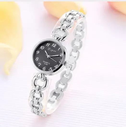 Ladies Elegant Wrist Watches Women Bracelet Rhinestones Analog Quartz Watch Women\'s Crystal Small Dial Watch Reloj Stylish