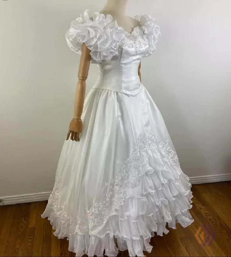 매력적인 1980 년대 소동 웨딩 드레스와 프릴 짧은 소매 골동품 빅토리아 신부 드레스 레이스 벨 의상 신부 사용자 정의