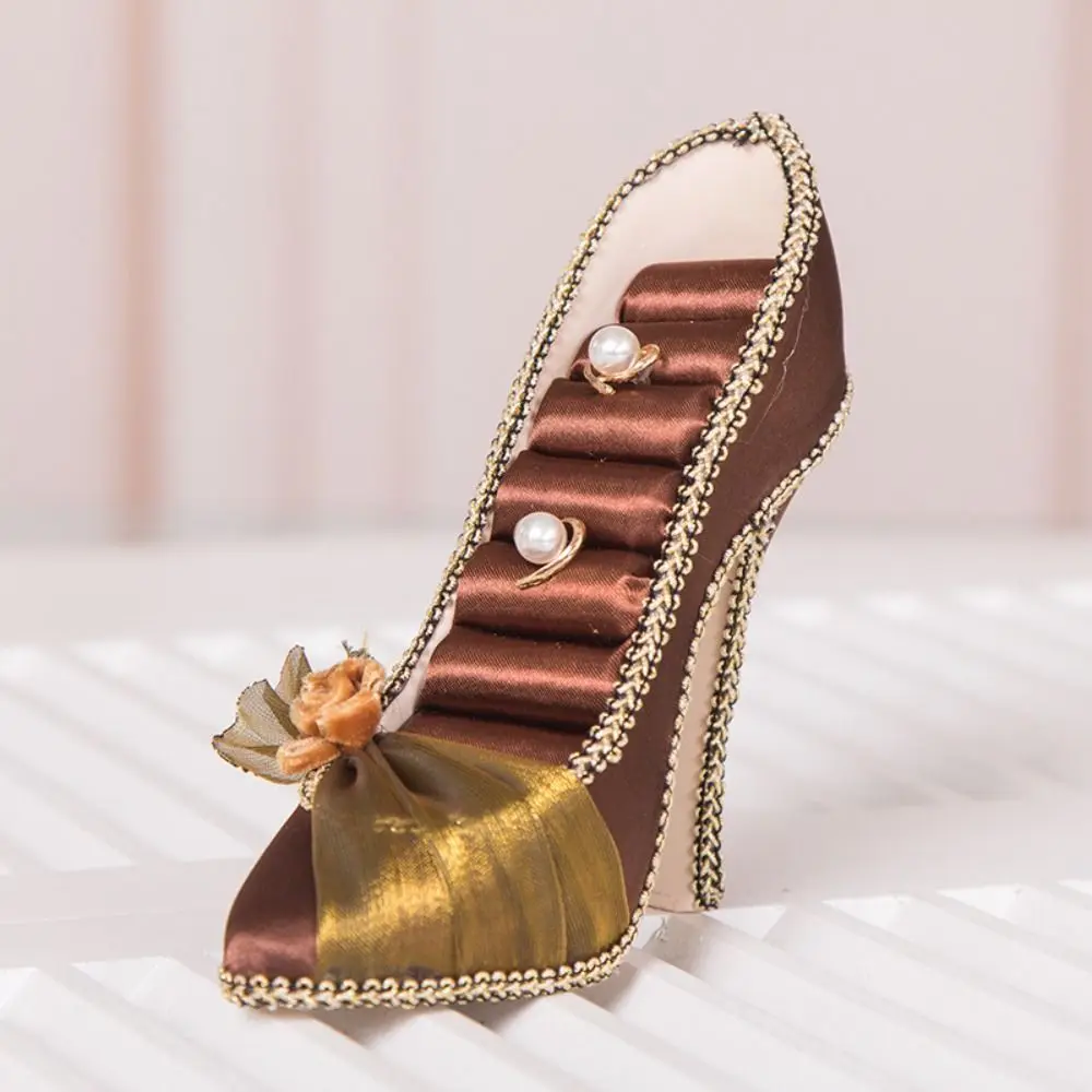 

Туфли на высоком каблуке Бархатная подставка для колец Роскошная элегантная подставка для сережек Держатель Дисплей Розовая лента Стойка для ювелирных изделий Стенд Дисплей