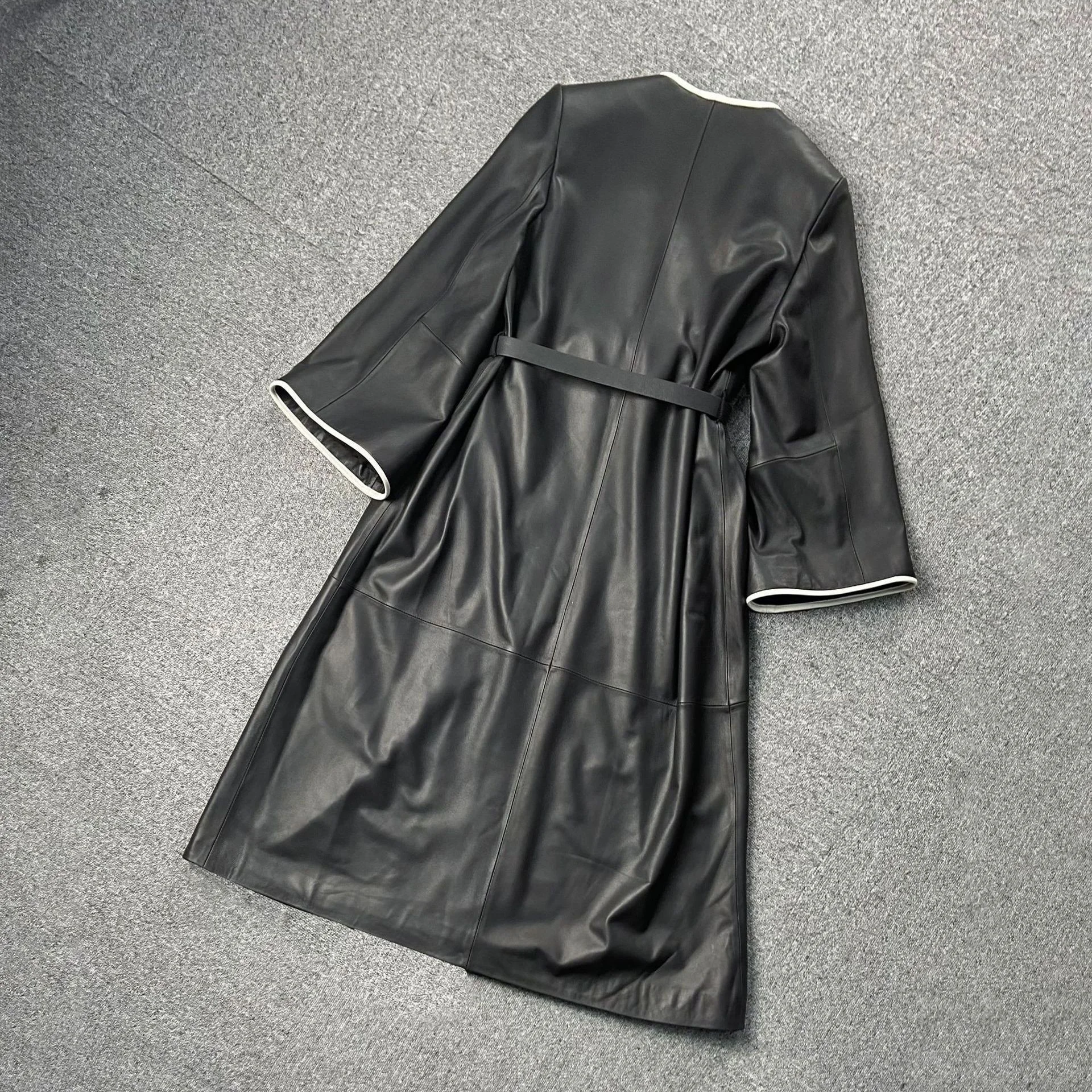 Autumn and Winter  New style Nightgown Design Feels Slouchy Style Belt Lace up Long Leather Sheepskin Windbreaker Leather