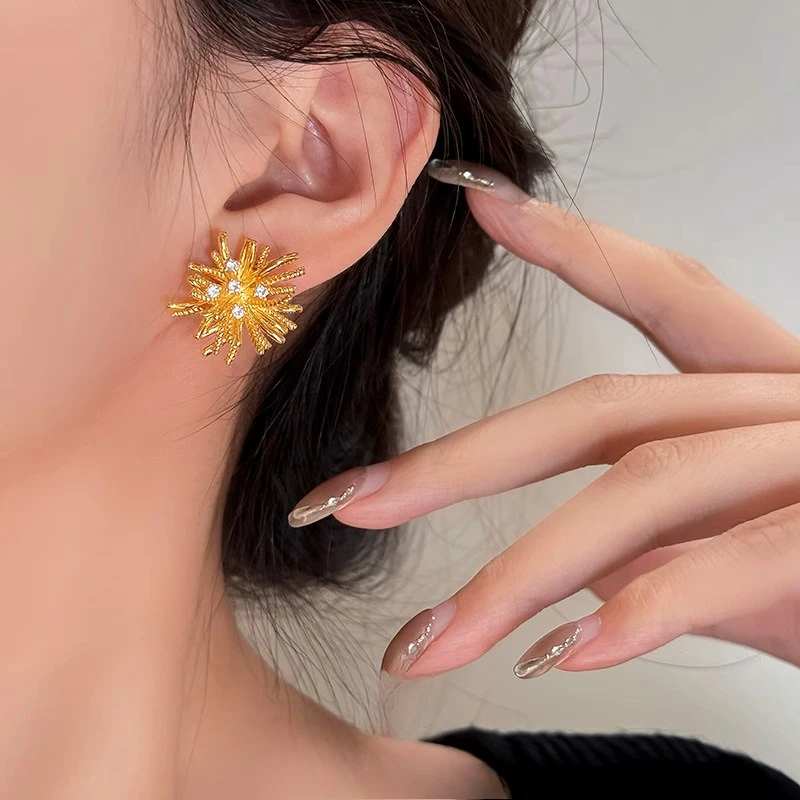 

Fashion 18 Kt Gold Color Sparkling Zircon Dandelion Earrings for Women Girlfriend Stud Earring Party Birthday Jewelry Gifts