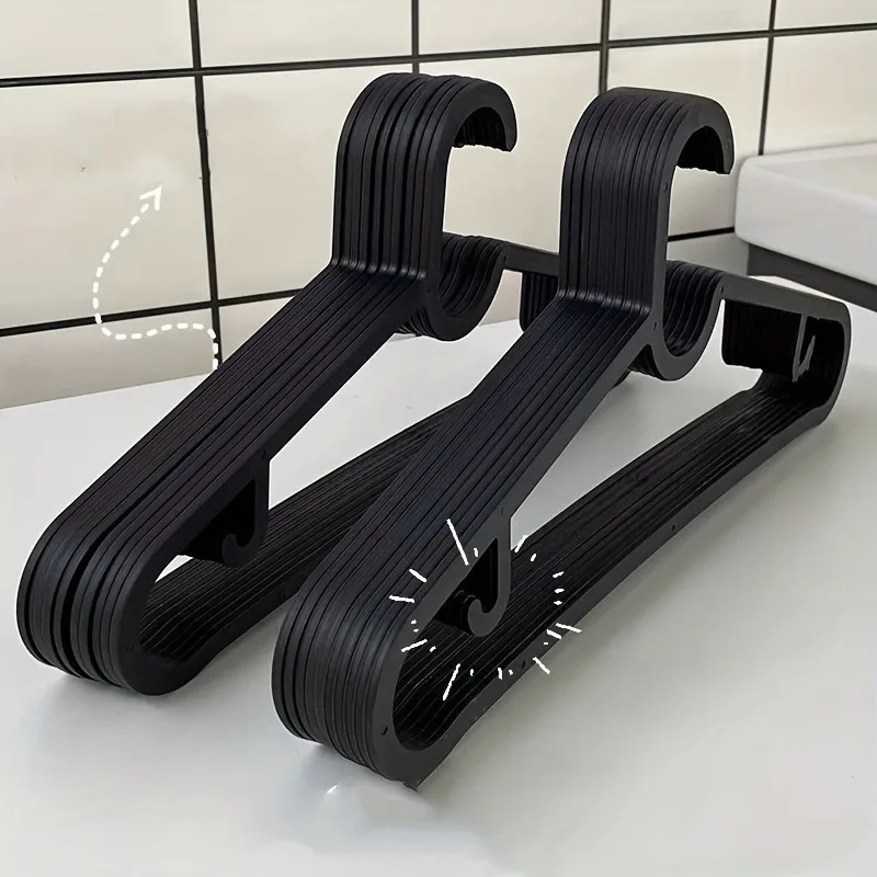 5pcs plastic hangers, non marking and anti slip hangers, ultra-thin hangers, simple clothes drying racks for clothing stores