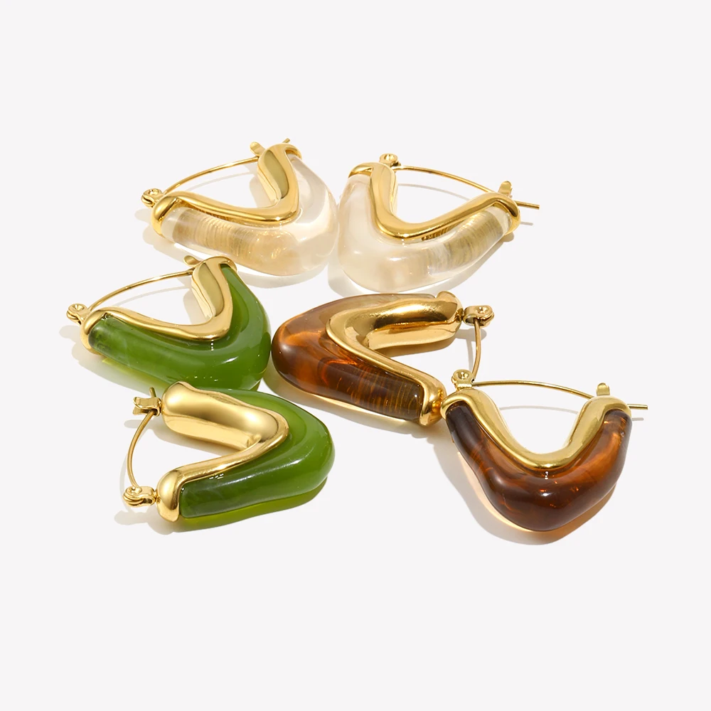 E.B.belle Ins Blogger Style Fashion Textured Acrylic Amber White Gold Plated Steel V Shape Hoop Earring zielone kolczyki damskie