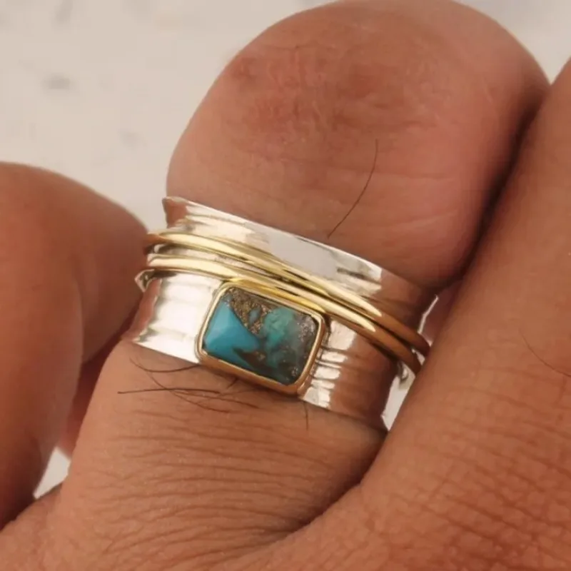 Böhmischer Charm-Ring mit eingelegtem quadratischem synthetischem Türkis in zwei Farbtönen für Damen und Herren, Vintage-Mode, Bankett- und Jubiläumsschmuck