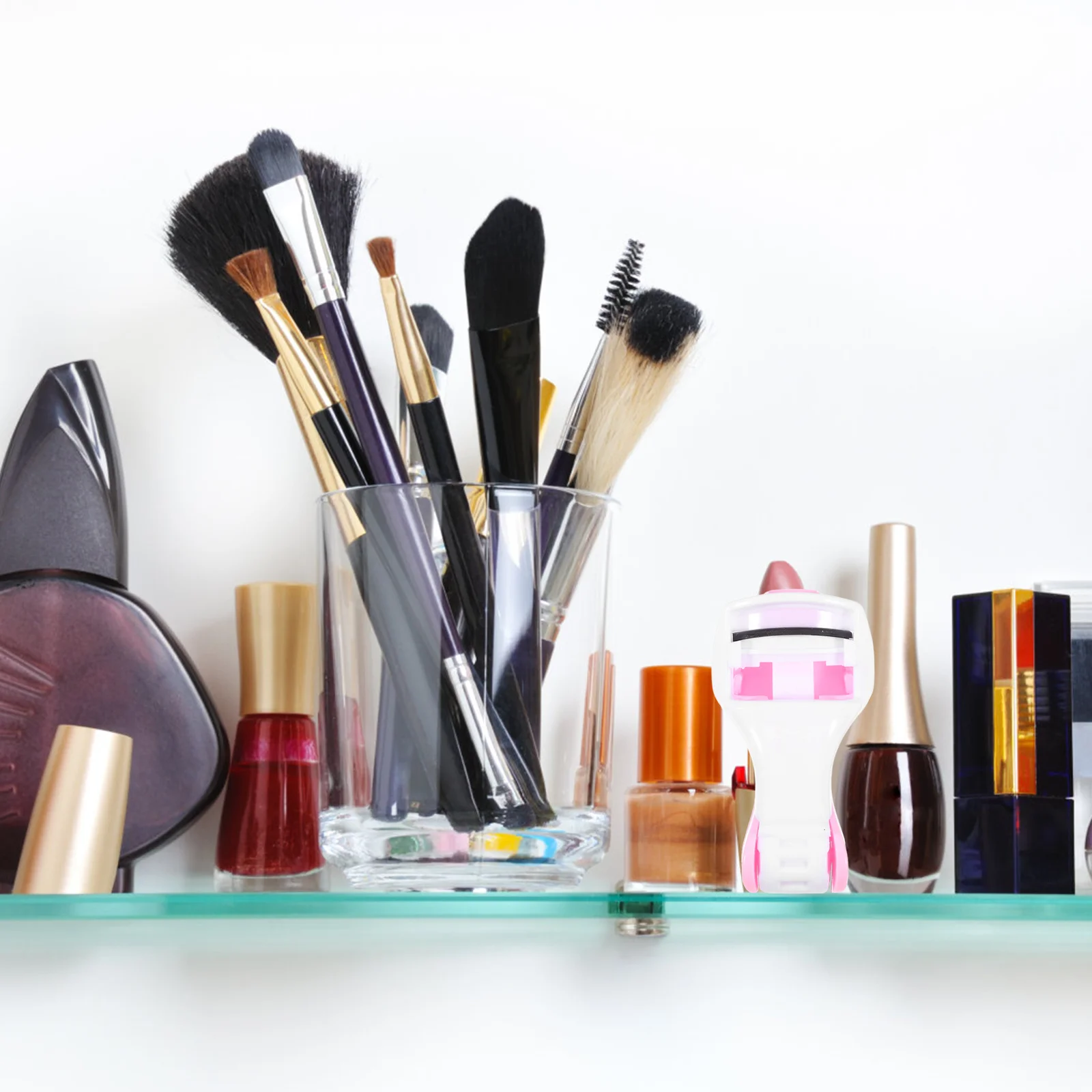 

1Set Eyelash Curler Small Lightweight Portable Plastic Non Slip Push Type Eyelash Curler Makeup Tool for Women Girl