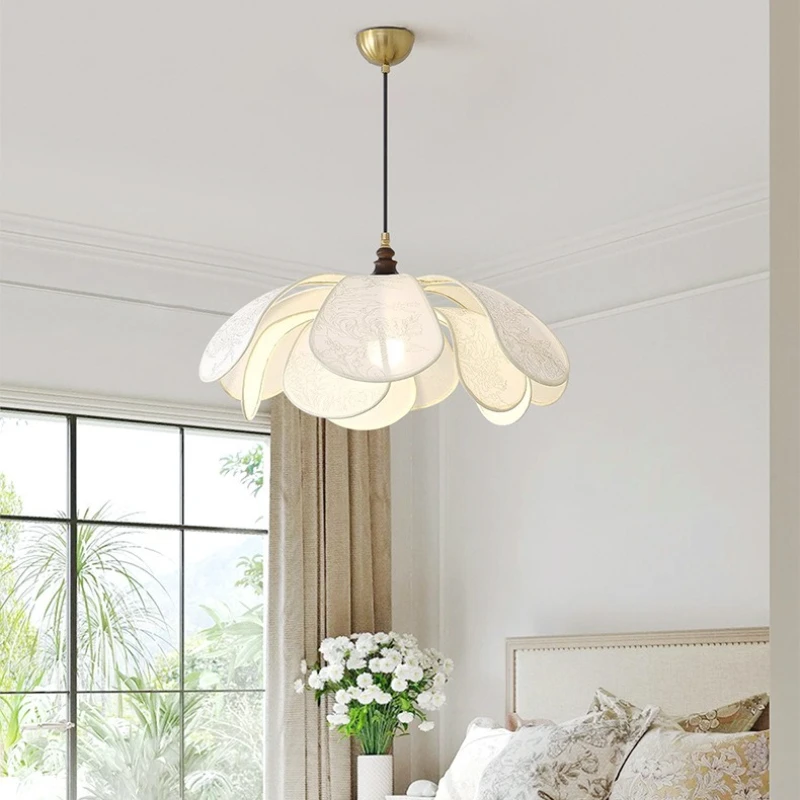 French Fabric Petal Chandelier Bedroom Japan Wabi-sabi Retro Living Dining Room Indoor Home Decor Flower Pendant Light E27 Lamp