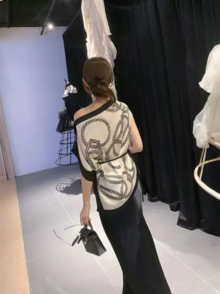 기질 레이디 탑 여름 블라우스 여성 의류 오프 숄더 불규칙 셔츠 루즈 프린트 스큐 칼라 섹시한 Camisas De Mujer