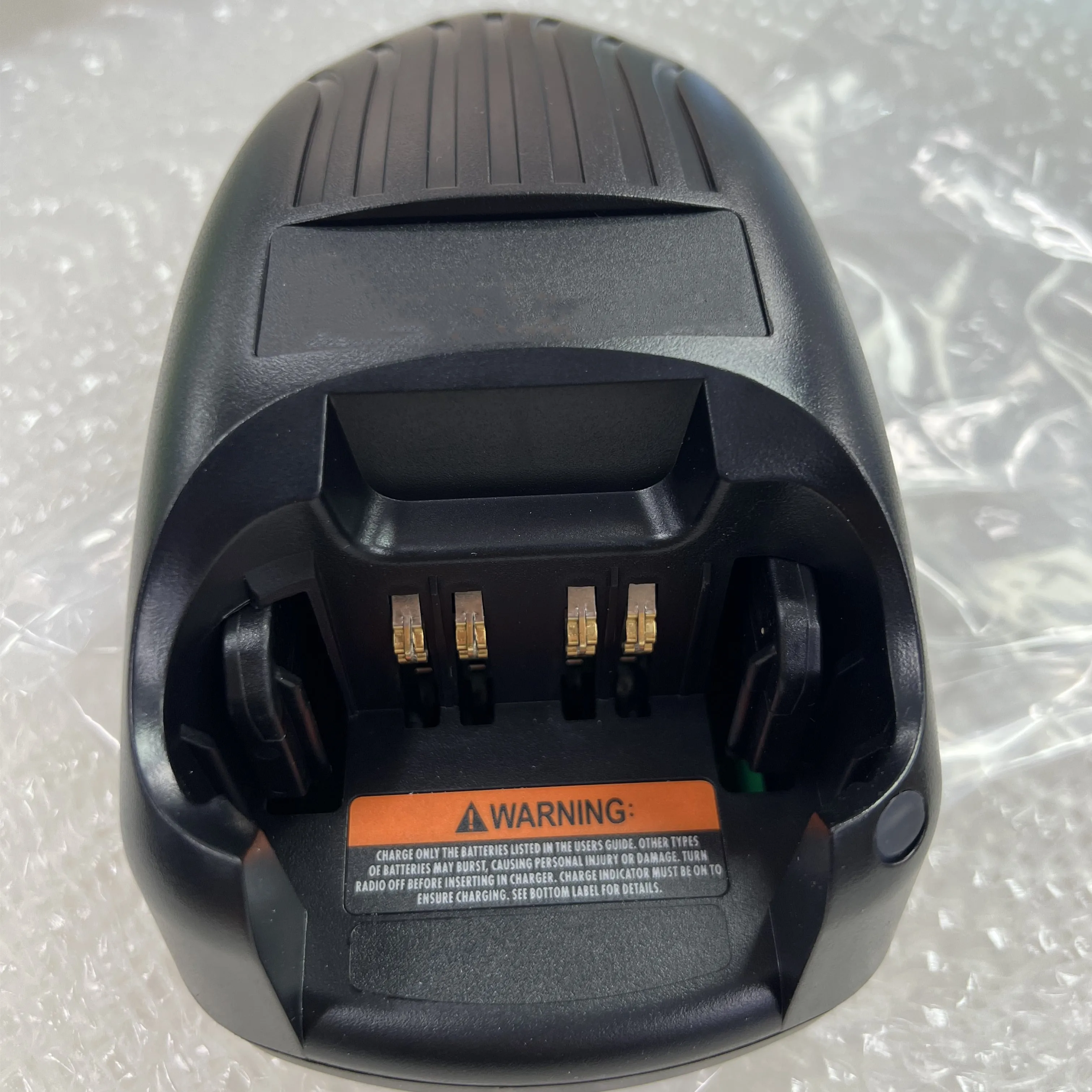 

Motorola WPLN4114AR Adaptive Charger For XTS2500 XTS5000 HT1000 MT2000 NTN9858