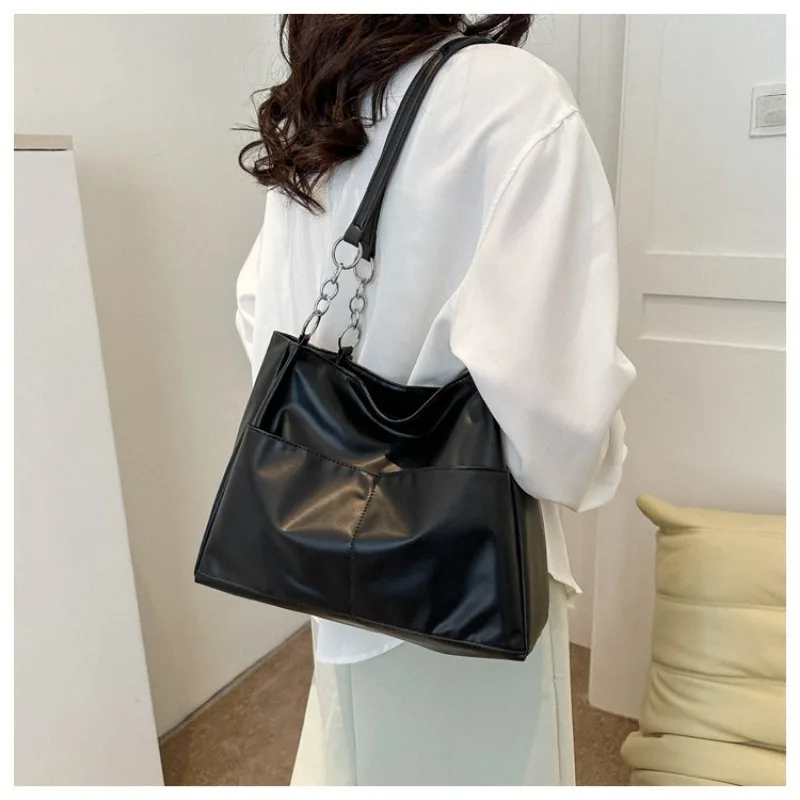 Shoulder Side Bags for Women Vintage Solid Color Simple Large Capacity Big PU Leather The Latest Handbags Travel Totes