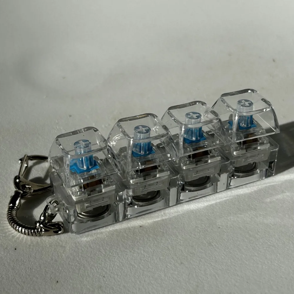 Nuovo 3/4/9 tasti tastiera con dito keycap sollievo dallo stress portachiavi agitarsi passare l'ora pulsante chiave pizzico giocattolo per adulti
