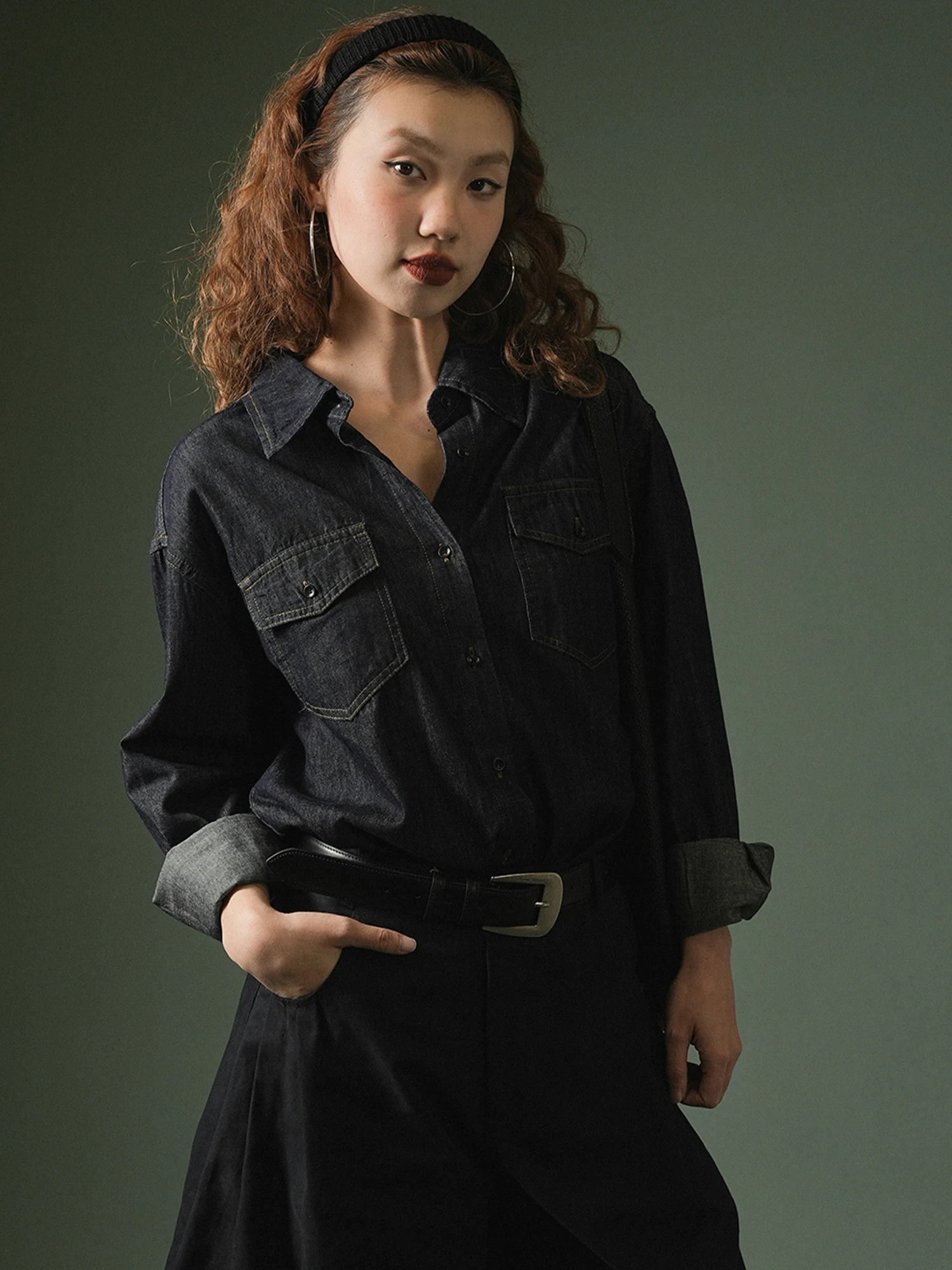 

Ivy Yang Classic Long Loose Cotton Denim Shirt Soft Collar Double Pocket Women's Fashion Spring Season Pure Color Straight Tube