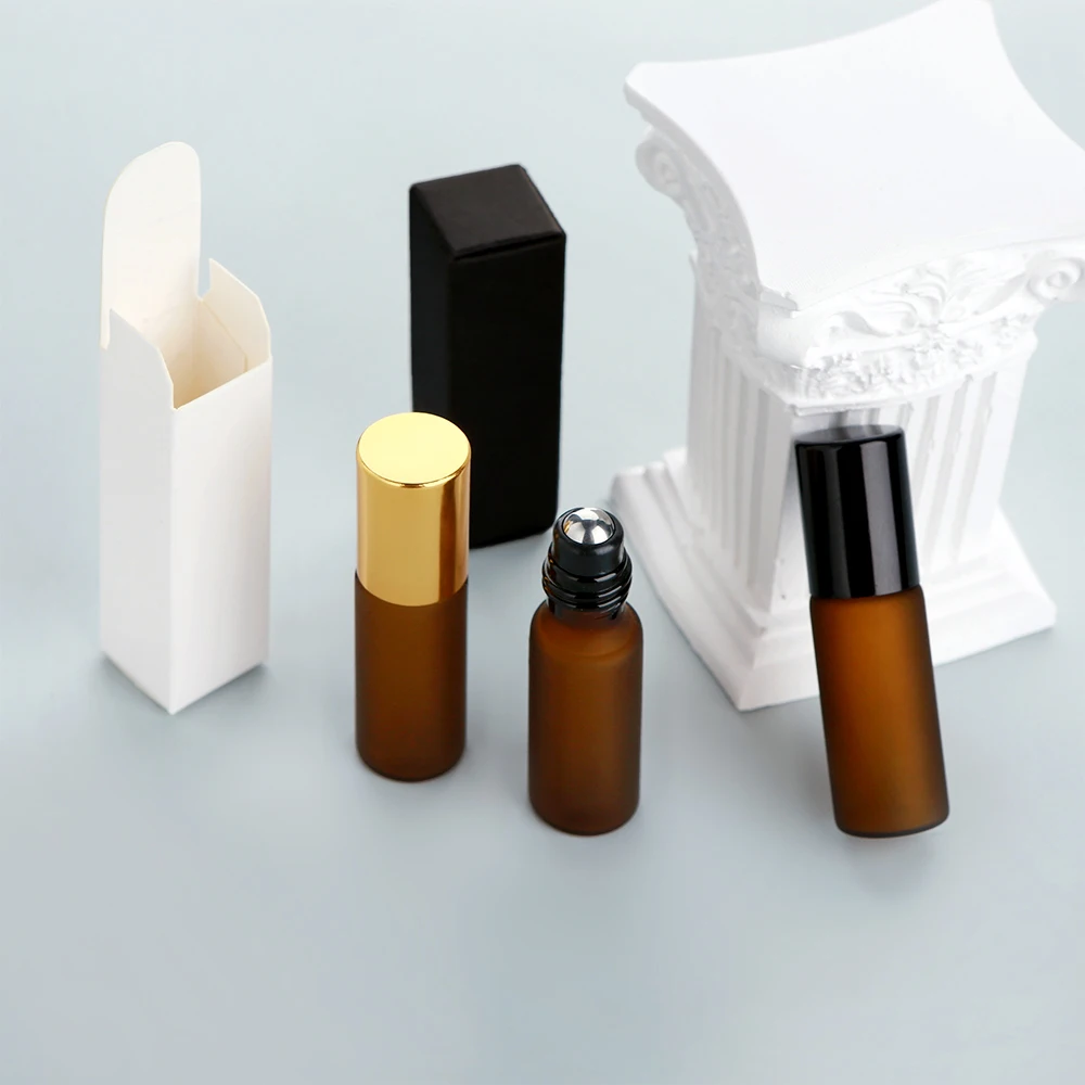 50/100 قطعة 5 مللي زجاجات عطر صغيرة محمولة من الزجاج البلوري البني، متدحرجة ناعمة، مانعة للتسرب، قابلة لإعادة الاستخدام، مع صناديق خارجية