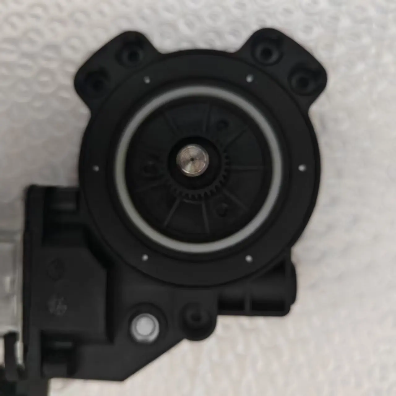 Elektrischer Fensterhebermotor für RENAULT MASTER III FV 2010-2023 Fensterhebermotor OEM 9030285 9030286 – Detail 6