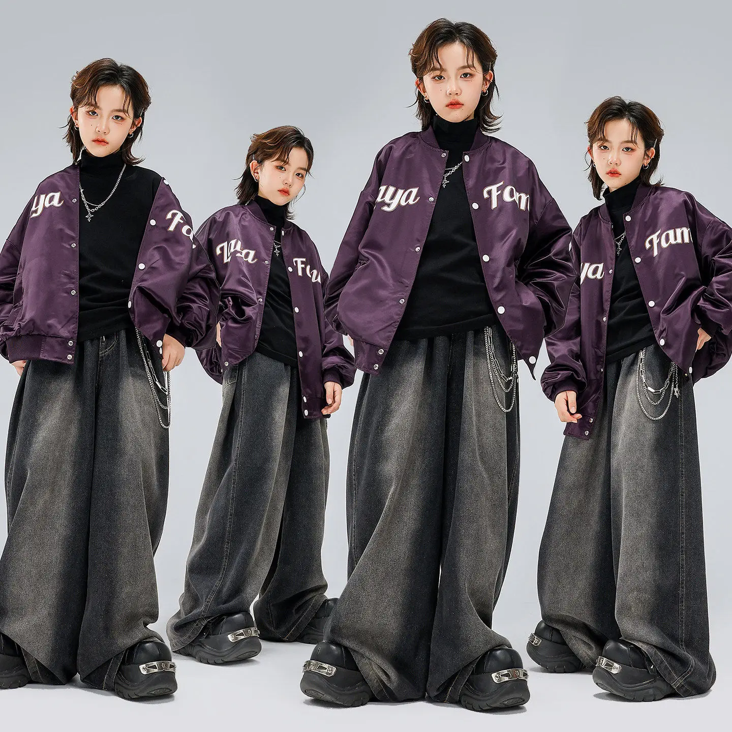 

Детская одежда в стиле K-pop и хип-хоп: фиолетовая бейсбольная куртка, черные широкие джинсы для девочек и мальчиков, костюмы для уличных танцев