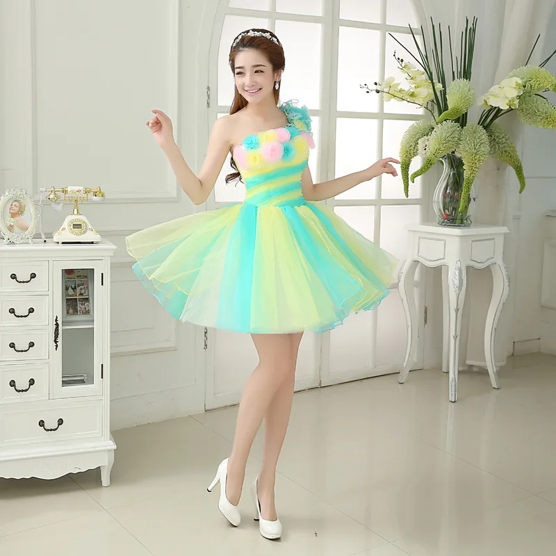 Elegante una spalla Lady Girl Women Princess 3D Flower Short abiti da damigella d'onore Performance Dancing Party Dress Gown